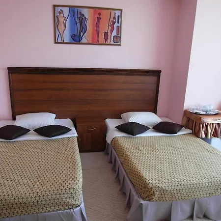 Hall Hotel