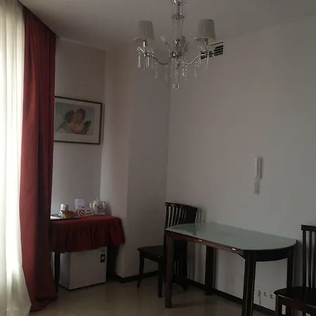 Hotel Hall 4*
