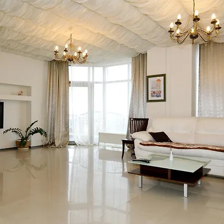 Hall 4* كييف