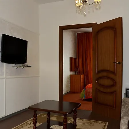 Hotel Hall 4*