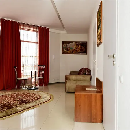 Hall 4* Kiev