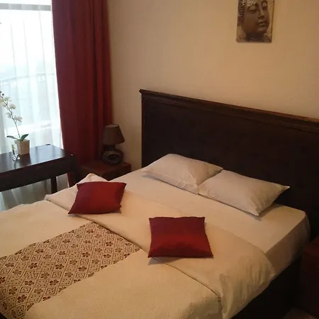 Hall Hotel